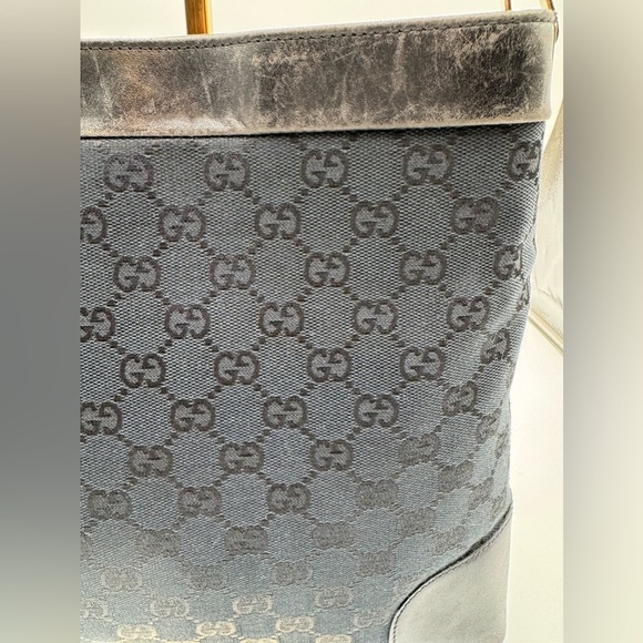 Gucci-Authentic-GG Canvas Shoulder Bag Black Leather - Picture 9 of 15